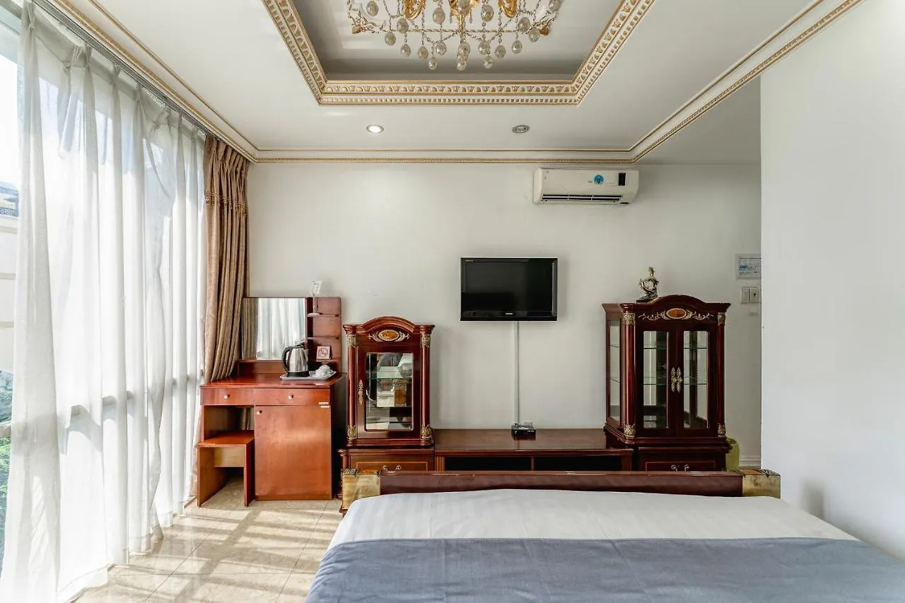 **  Happy Land Hotel Ho Chi Minh City Vietnam